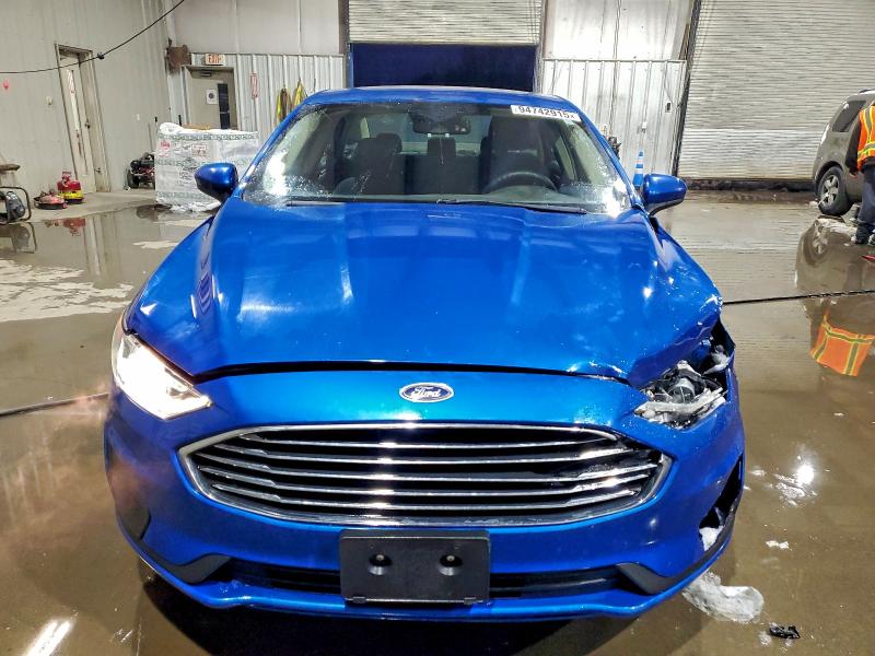 Photo 5 from auction – 2019 FORD FUSION SE with VIN 3FA6P0LU8KR105737