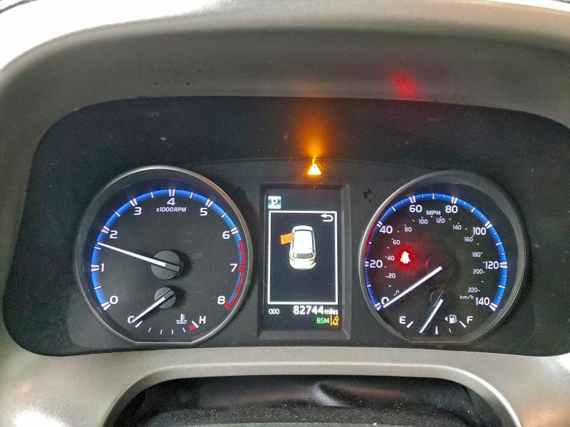 Photo 9 from auction – 2018 TOYOTA RAV4 ADVEN with VIN 2T3RFREV8JW840670