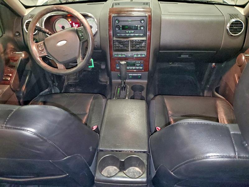 Photo 8 from auction – 2007 FORD EXPLORER L with VIN 1FMEU75897UA80902