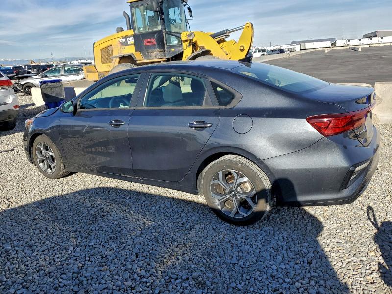 Photo 2 from auction – 2021 KIA FORTE with VIN 3KPF24AD2ME293720