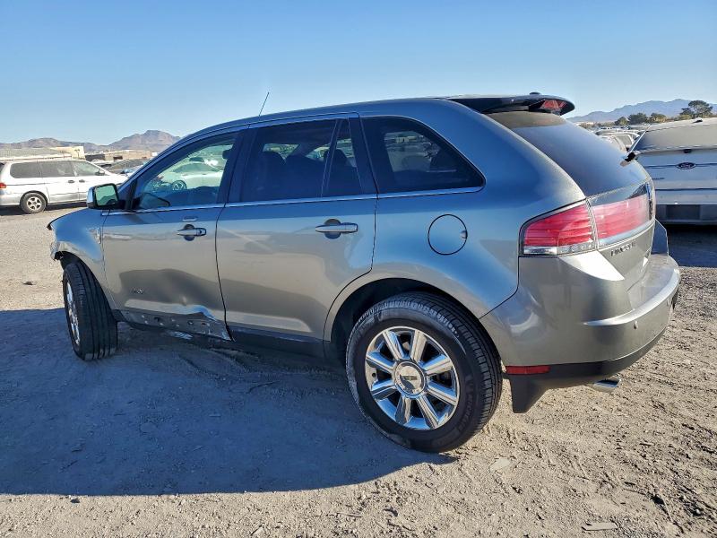 Photo 2 from auction – 2008 LINCOLN MKX with VIN 2LMDU88C28BJ40354
