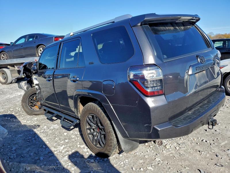 Photo 2 from auction – 2016 TOYOTA 4RUNNER SR with VIN JTEZU5JR5G5125249