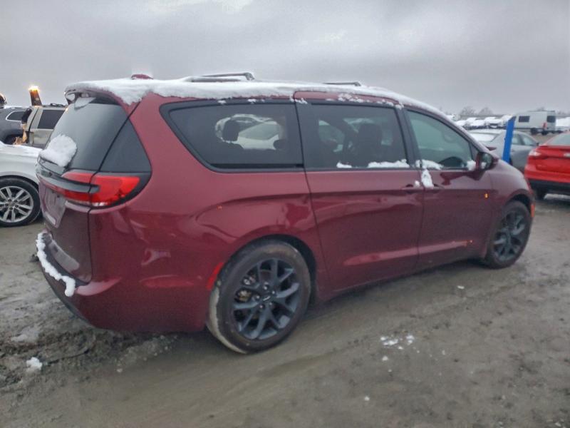 Photo 3 from auction – 2021 CHRYSLER PACIFICA with VIN 2C4RC1FG6MR560044