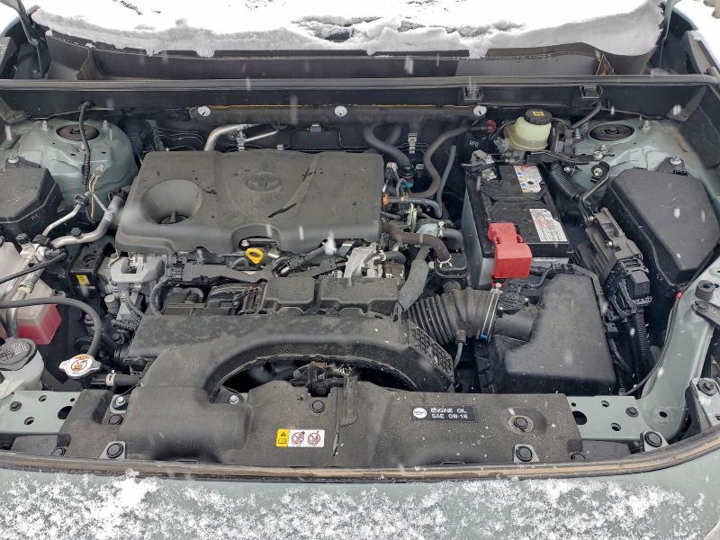 Photo 11 from auction – 2021 TOYOTA RAV4 XLE with VIN JTMW1RFV3MD080553