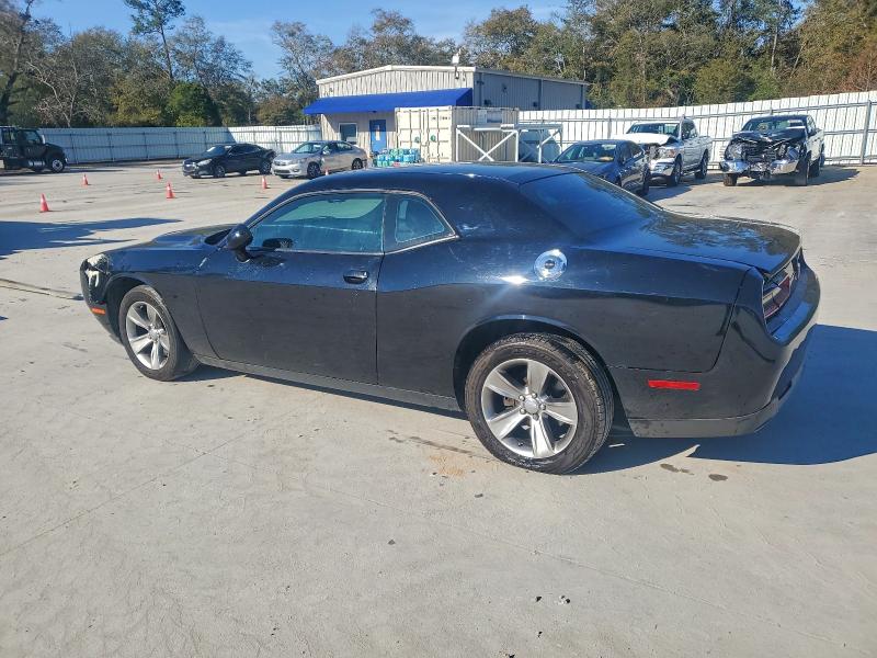 Photo 2 from auction – 2016 DODGE CHALLENGER with VIN 2C3CDZAG3GH276071