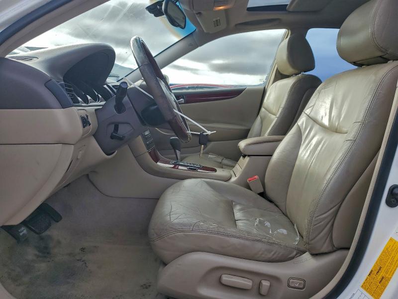 Photo 7 from auction – 2003 LEXUS ES 300 with VIN JTHBF30GX30121689