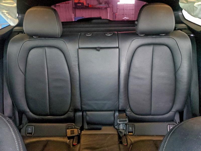 Photo 10 from auction – 2018 BMW X1 with VIN WBXHU7C3XJ5H39280