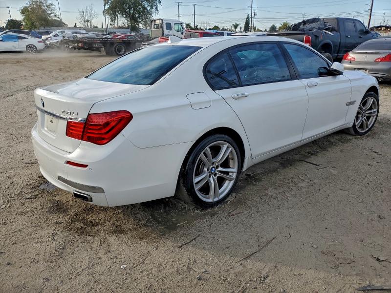 Photo 3 from auction – 2010 BMW 750 LI with VIN WBAKB8C54ACY64166