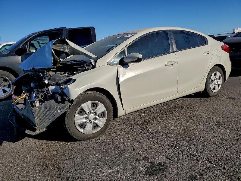 KIA FORTE LX 2015 with VIN KNAFK4A67F5312436 - Photo from auction