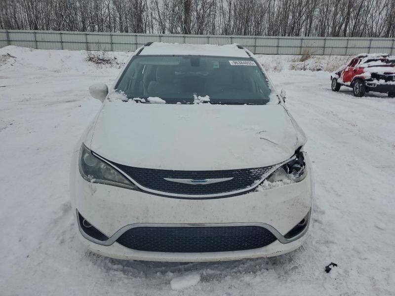 Photo 5 from auction – 2017 CHRYSLER PACIFICA T with VIN 2C4RC1BG8HR691939