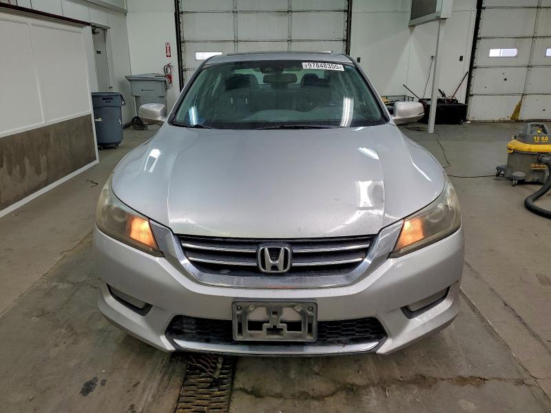 Photo 5 from auction – 2015 HONDA ACCORD EXL with VIN 1HGCR2F89FA113073
