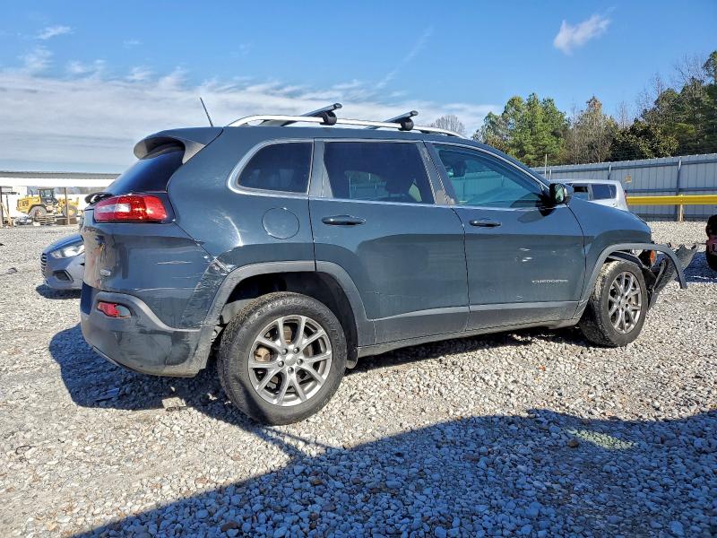 Photo 3 from auction – 2018 JEEP CHEROKEE L with VIN 1C4PJLLB4JD622735