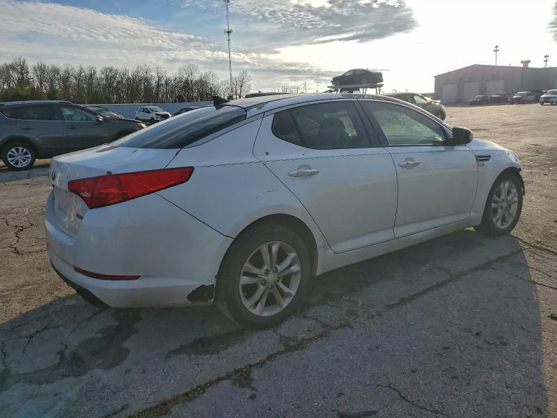 Photo 3 from auction – 2013 KIA OPTIMA EX with VIN 5XXGN4A71DG155034