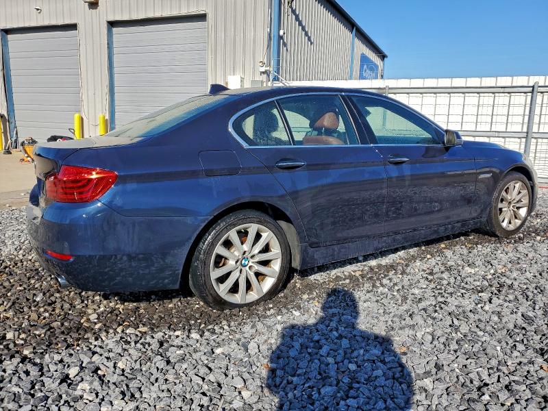 Photo 3 from auction – 2016 BMW 535 XI with VIN WBA5B3C50GG254914