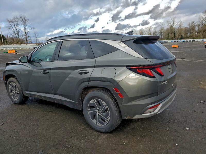 Photo 2 from auction – 2025 HYUNDAI TUCSON BLU with VIN KM8JBDD14SU295703