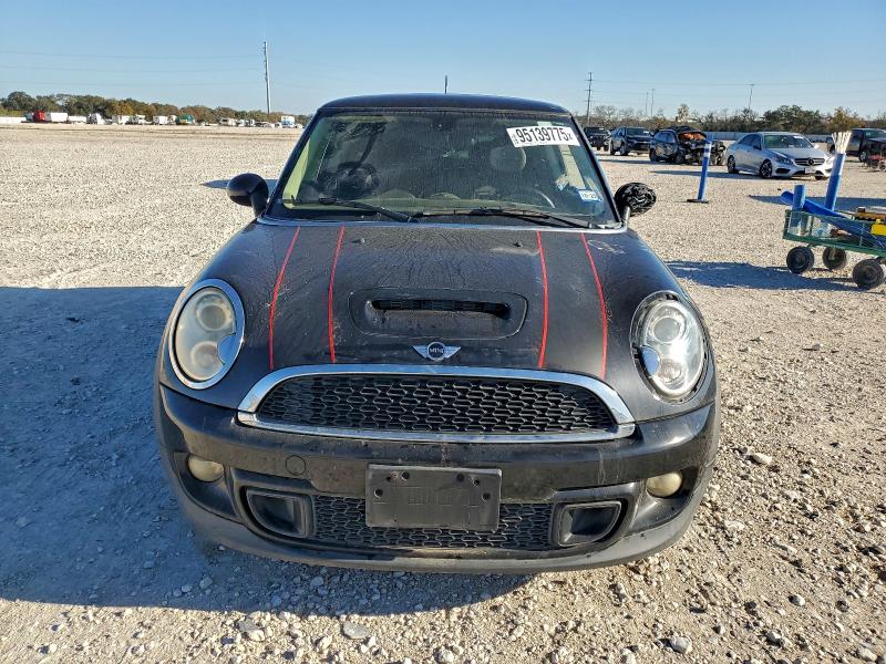 Photo 5 from auction – 2013 MINI COOPER S with VIN WMWSV3C50DT392109