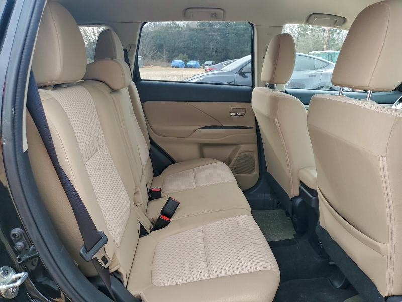 Photo 11 from auction – 2014 MITSUBISHI OUTLANDER with VIN JA4AD3A36EZ004215