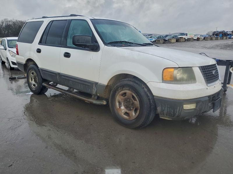 Photo 4 from auction – 2004 FORD EXPEDITION with VIN 1FMPU16L24LB13099
