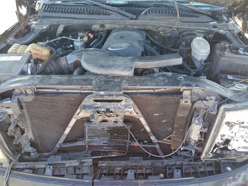 Photo 12 from auction – 2003 CADILLAC ESCALADE L with VIN 1GYEC63T23R219073
