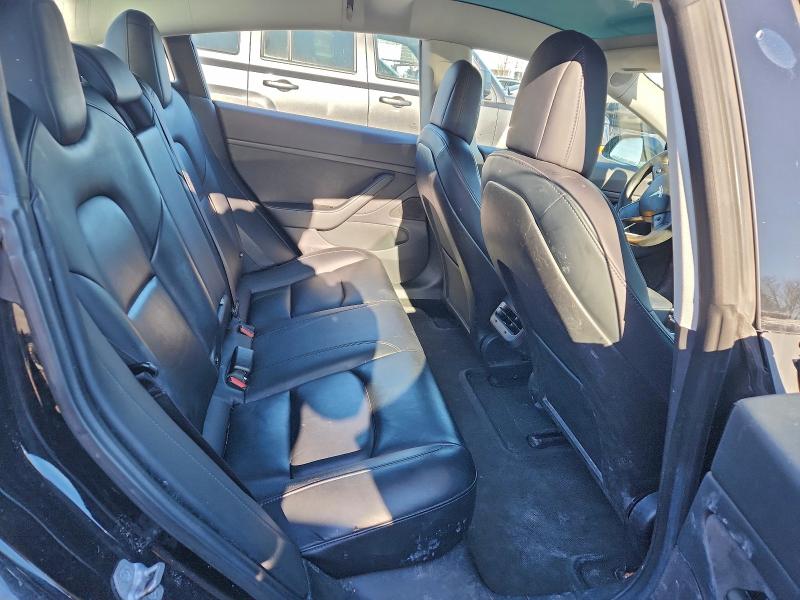 Photo 10 from auction – 2018 TESLA MODEL 3 with VIN 5YJ3E1EA6JF029737