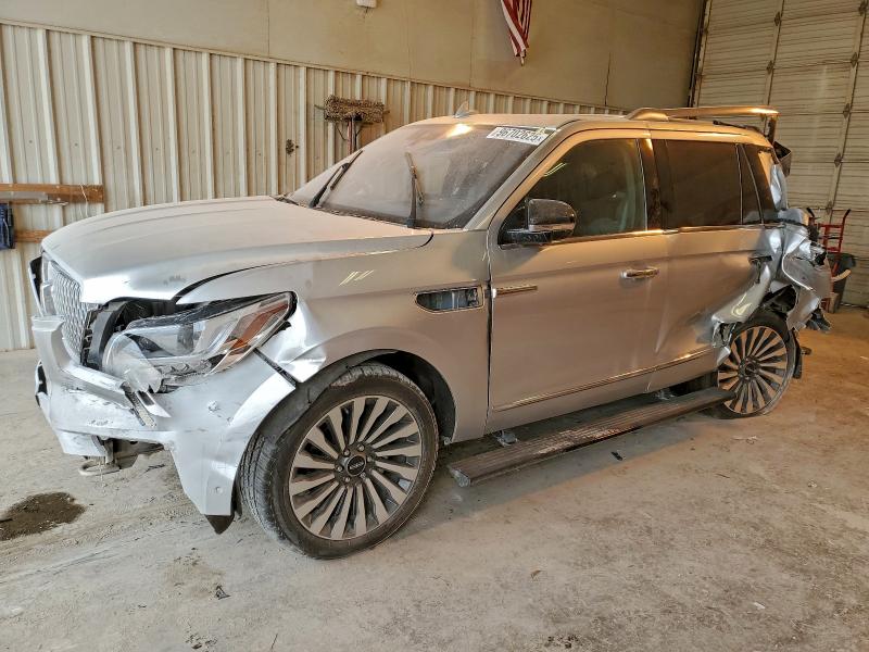 LINCOLN NAVIGATOR 2019 with VIN 5LMJJ2LT4KEL19600 - Photo from auction