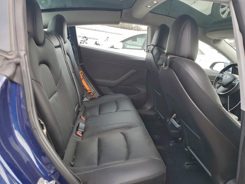 Photo 10 from auction – 2018 TESLA MODEL 3 with VIN 5YJ3E1EA3JF118021
