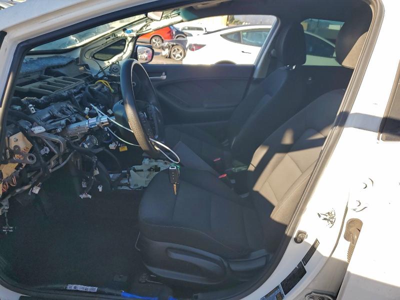 Photo 7 from auction – 2018 KIA FORTE LX with VIN KNAFK5A85J5772985