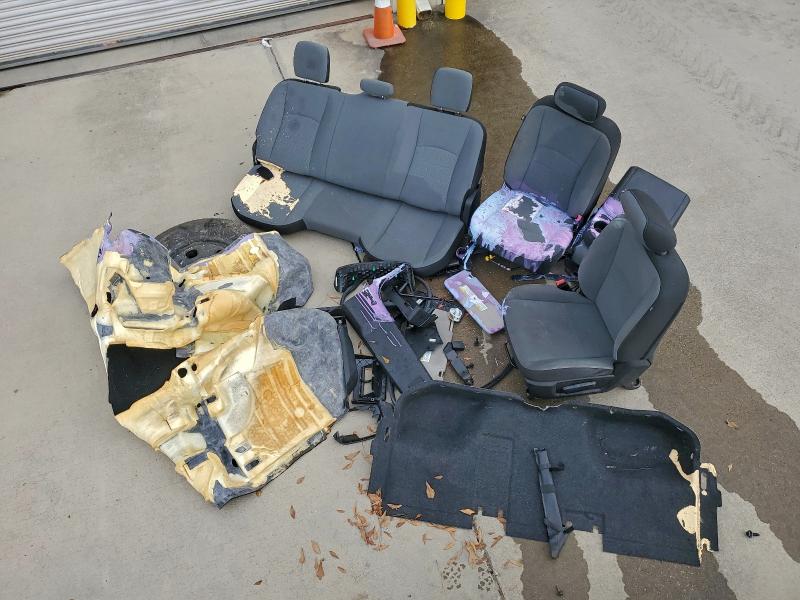 Photo 12 from auction – 2021 RAM 1500 CLASS with VIN 1C6RR6TT0MS544859