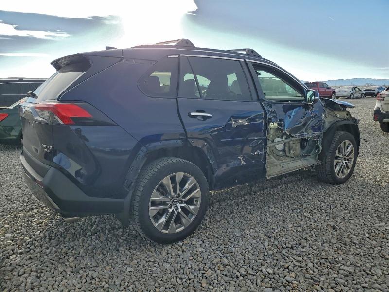 Photo 3 from auction – 2019 TOYOTA RAV4 LIMIT with VIN 2T3N1RFV7KC010681