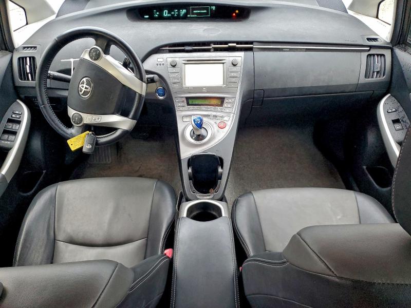 Photo 8 from auction – 2012 TOYOTA PRIUS with VIN JTDKN3DUXC1554816