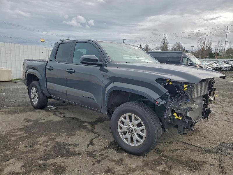 Photo 4 from auction – 2024 TOYOTA TACOMA DOU with VIN 3TMLB5JN2RM057373