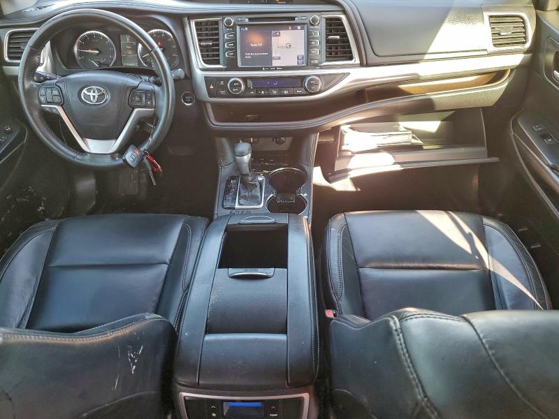 Photo 8 from auction – 2016 TOYOTA HIGHLANDER with VIN 5TDKKRFH9GS130080