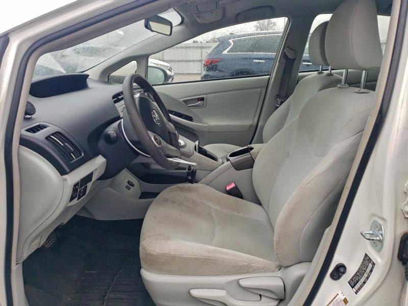 Photo 7 from auction – 2012 TOYOTA PRIUS with VIN JTDKN3DU2C1481280