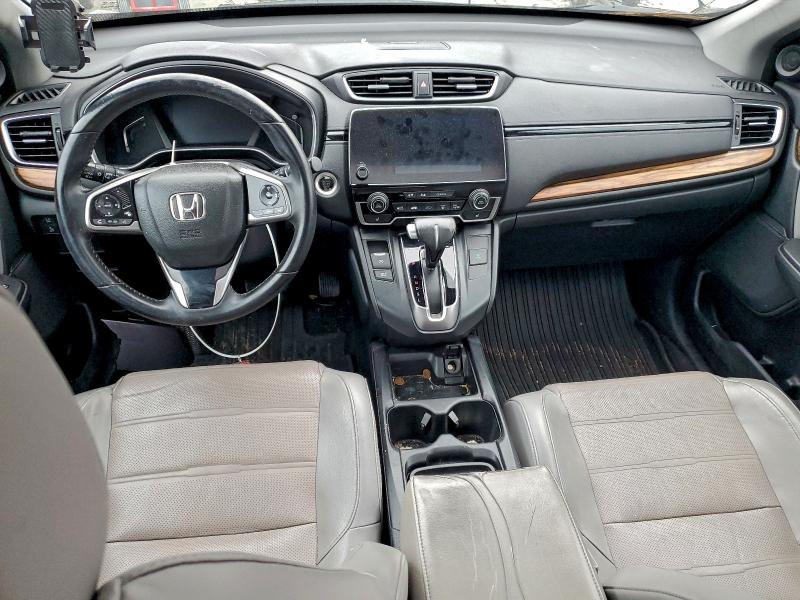 Photo 8 from auction – 2017 HONDA CR-V EXL with VIN 7FARW1H85HE014810