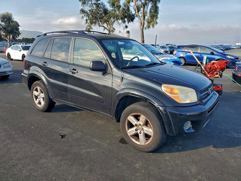 Photo 4 from auction – 2004 TOYOTA RAV4 with VIN JTEHD20V046011089