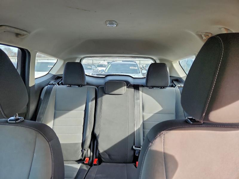 Photo 10 from auction – 2017 FORD ESCAPE S with VIN 1FMCU0F75HUC16948