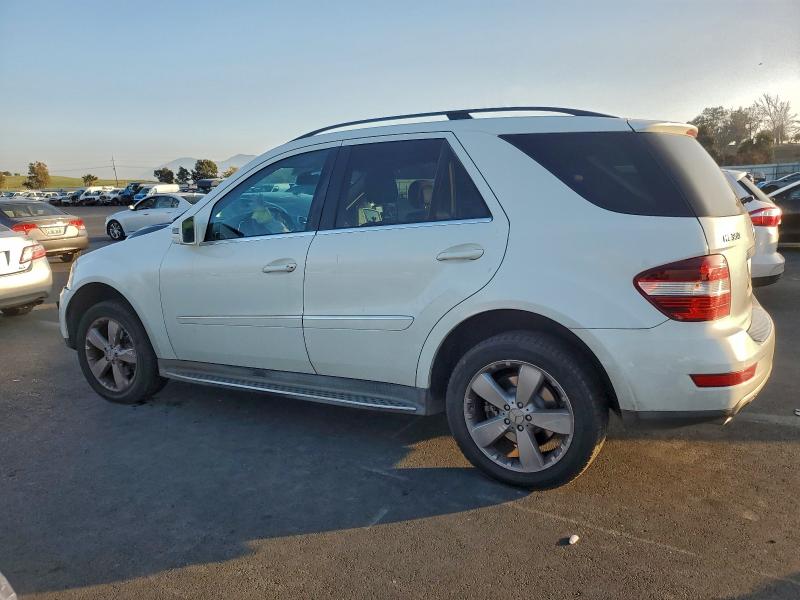 Zdjęcie 2 z aukcji – 2011 MERCEDES-BENZ ML z VIN 4JGBB5GB0BA660331