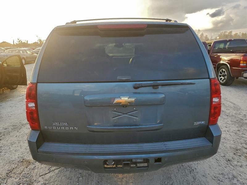 Photo 6 from auction – 2008 CHEVROLET SUBURBAN C with VIN 3GNFC16088G164819
