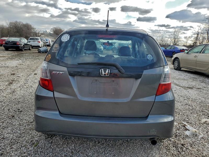 Photo 6 from auction – 2013 HONDA FIT with VIN JHMGE8H38DC067588