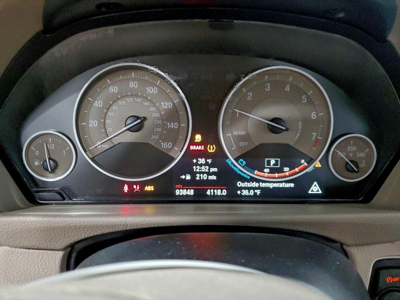 Photo 9 from auction – 2012 BMW 328 I with VIN WBA3A5C56CF346597