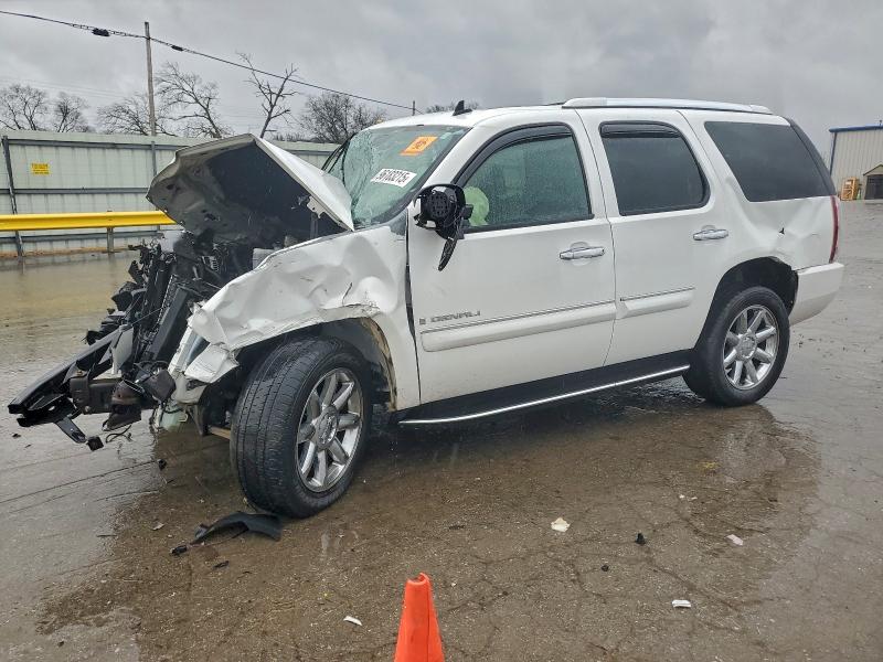 GMC YUKON DENA 2007 with VIN 1GKFK63847J366013 - Photo from auction