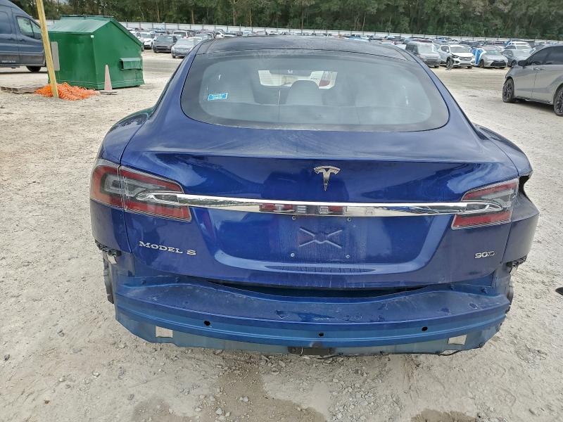 Photo 6 from auction – 2016 TESLA MODEL S with VIN 5YJSA1E22GF147745
