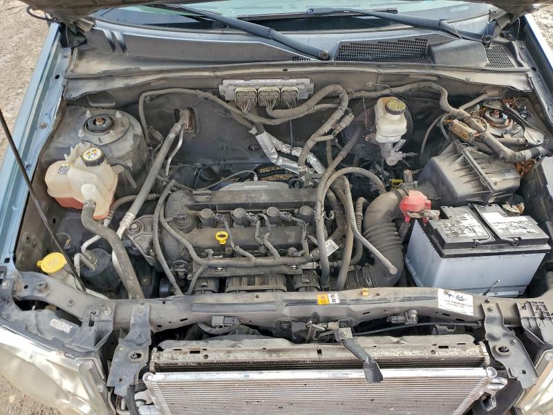 Photo 12 from auction – 2011 FORD ESCAPE XLS with VIN 1FMCU0C74BKB28903