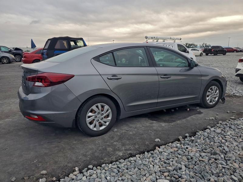 Photo 3 from auction – 2019 HYUNDAI ELANTRA with VIN 5NPD74LF9KH492036