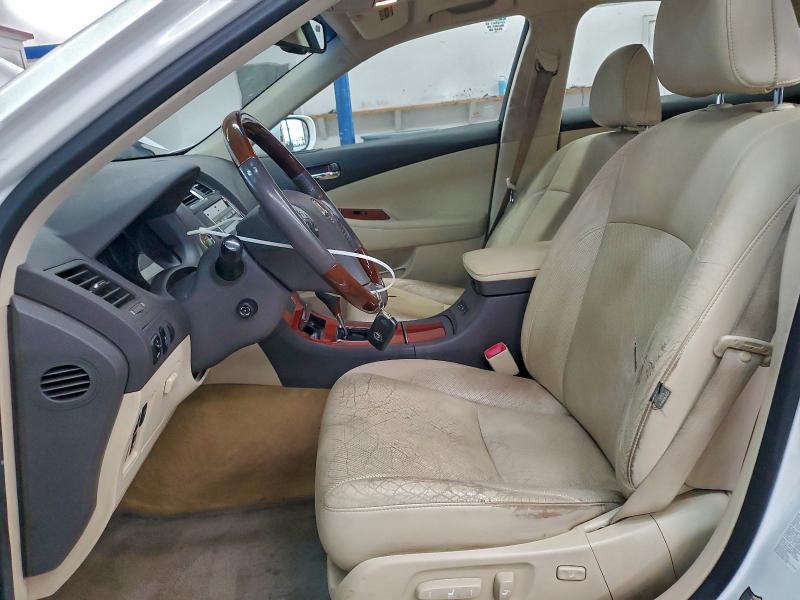 Photo 7 from auction – 2010 LEXUS ES 350 with VIN JTHBK1EG4A2411128