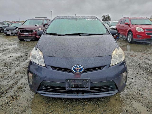 Photo 5 from auction – 2014 TOYOTA PRIUS with VIN JTDKN3DU7E0389655