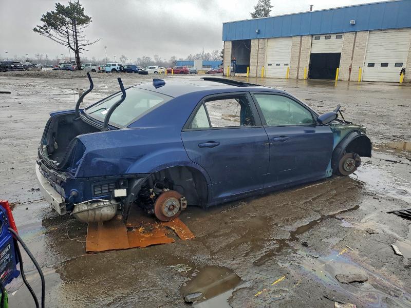 Photo 3 from auction – 2017 CHRYSLER 300 S with VIN 2C3CCAGG9HH585895