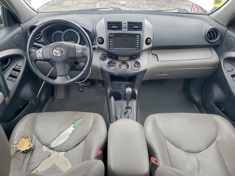 Photo 8 from auction – 2010 TOYOTA RAV4 LIMIT with VIN 2T3YF4DV7AW044136