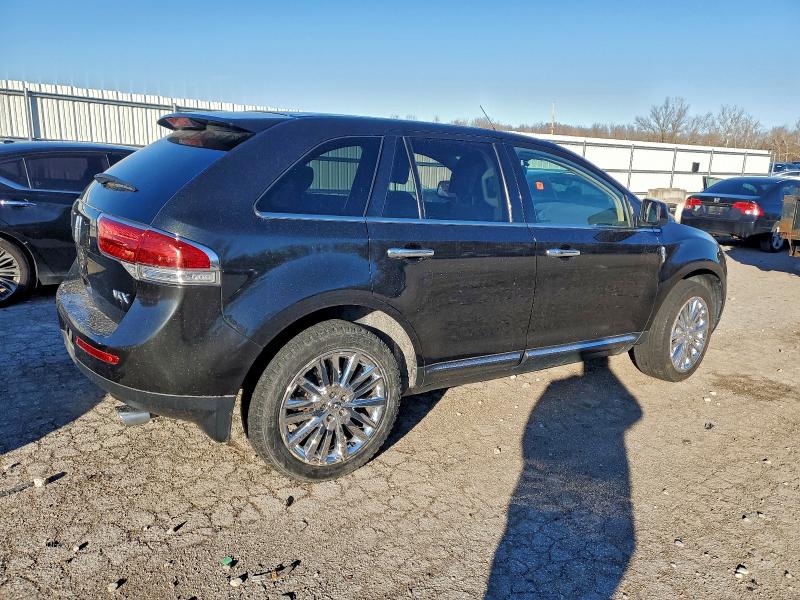 Photo 3 from auction – 2011 LINCOLN MKX with VIN 2LMDJ6JK8BBJ13049
