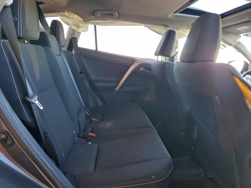 Photo 10 from auction – 2018 TOYOTA RAV4 ADVEN with VIN JTMRFREV2JJ727487